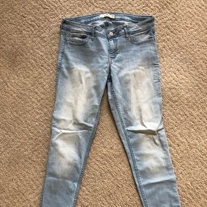 Hollister jeans